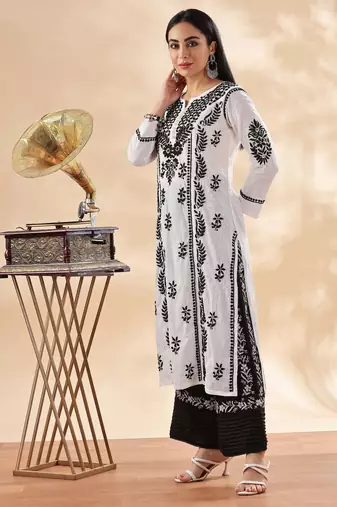 Women floral embroidered chikankari straight kurta