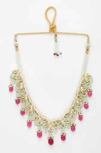 Orchid haar necklace