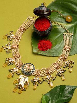 Wheat haar necklace 2