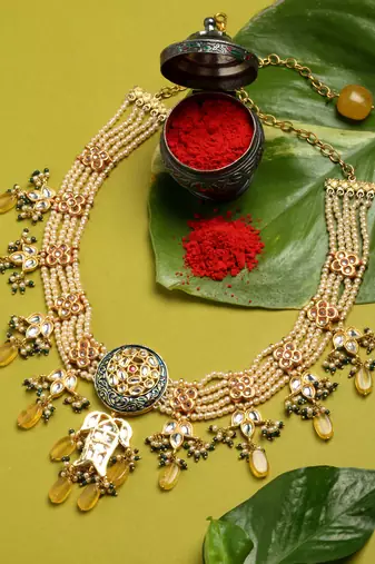 Wheat haar necklace