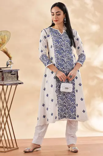Women paisley embroidered thread work lucknowi chikankari  kurta