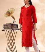 Floral embroidered chikankari kurta