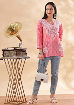 Floral embroidered chikankari pure cotton kurti 5
