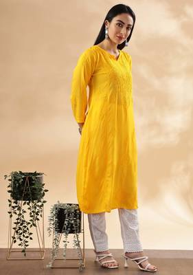 Paisley embroidered chikankari cotton straight kurta 3