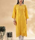 Floral embroidered chikankari straight kurta