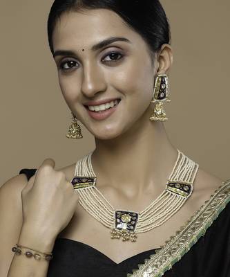Neelkanth  haar necklace 1