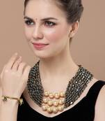 Midnight string necklace