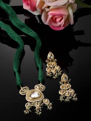 Hedge necklace with earring jewellery set 2