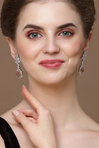 Tiger drop earring