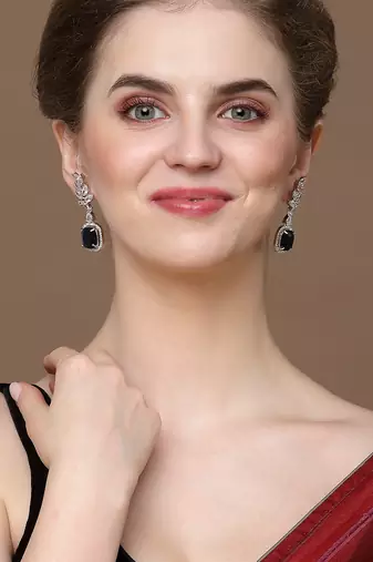 Neela kinara drop earring