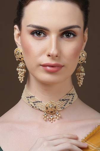 Opal chokar with earrings jewellery set