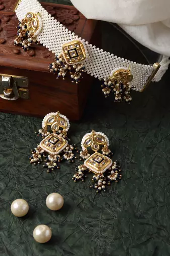 Neela lashkar chokar with earrings jewellery set