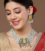 Pistachio haar with earrings jewellery set