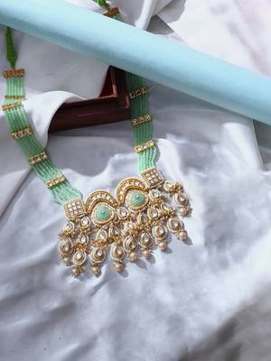 Dill haar necklace 2