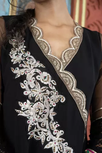 Black embroidered georgette asymmetrical kurta pants
