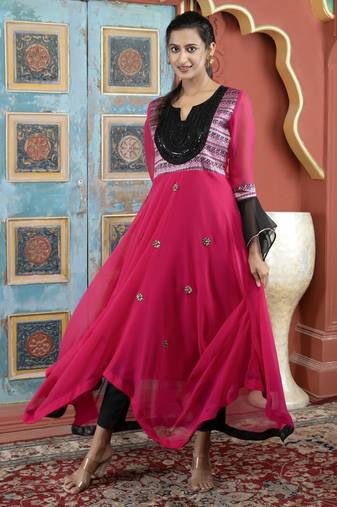 Pink embroidered georgette asymmetrical kurta pants