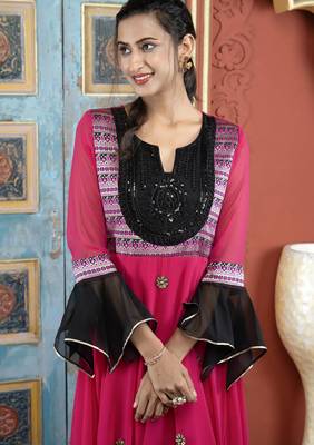 Pink embroidered georgette asymmetrical kurta pants 5