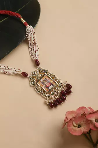 Anar-e-zar haar