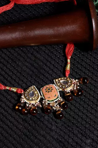 Shafaq charm haar