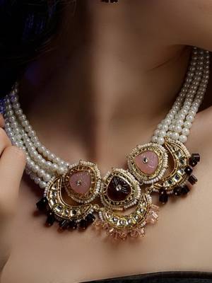 Chamak-e-gulabi haar 1