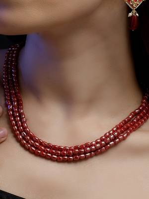 Nazakat-e-surkh layered necklace 1