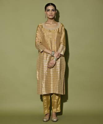 Gold plain tissue kurta with neckline embroidered and pant 1