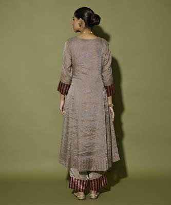 Grey plain satin kurta set 4