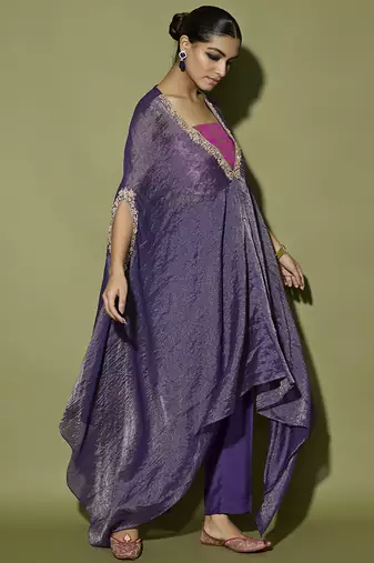 Purple plain tissue kaftan set withneck line embroidered