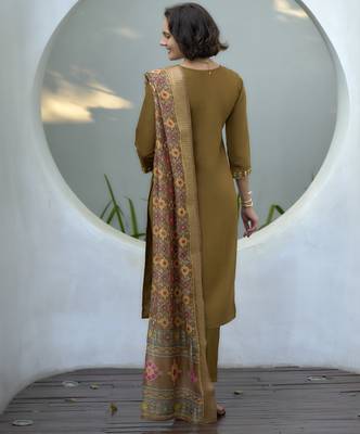 Women's Gorgeous Vatican Embroidery Straight Kurta with Pant And Dupatta Set 2