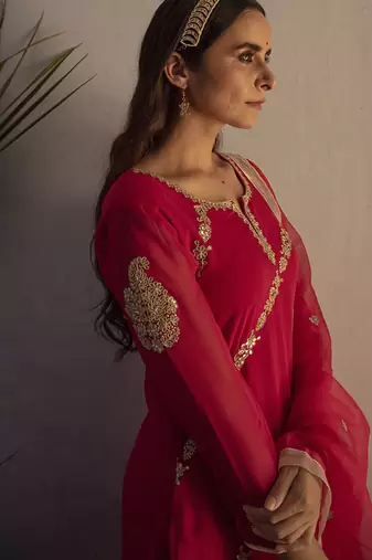 Red embroidered georgette kurta set