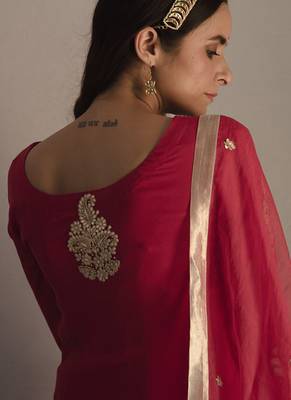 Red embroidered georgette kurta set 3