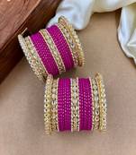 Velvet dot metal bangle set