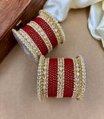 Velvet dot metal bangle set