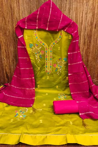 Women's mehandi embroiderd jaam cotton dress material