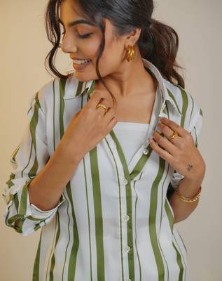 Green printed satin strped shirt 4