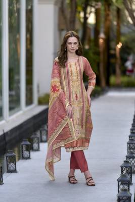 Women's Gorgeous Silk Blend Embroidery Straight Kurta with Pant And Dupatta Set 1