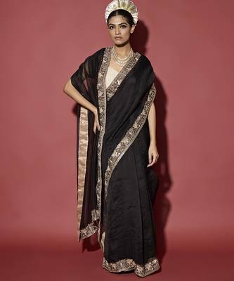 Black plain organza saree with gota patti work 1