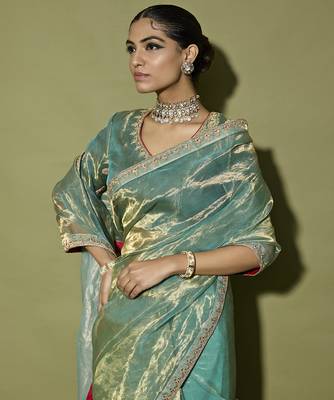 Turquoise printed tissue saree 4