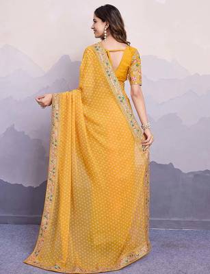 yellow bandhani printed saree with blouse 3