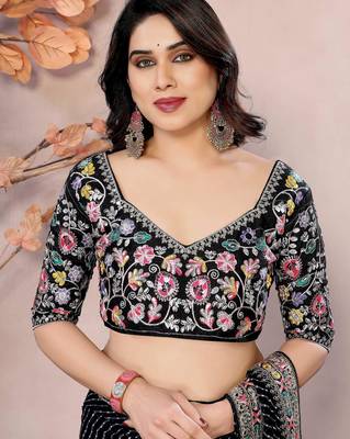 black leheriya print saree with blouse 5
