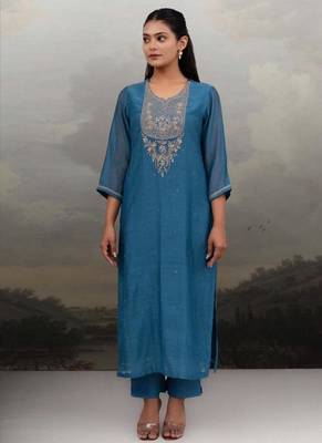 Turquoise paach patti zardosi kurta suit set 2
