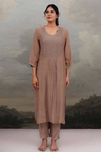 Chiku beaded yoke jaal kurta set