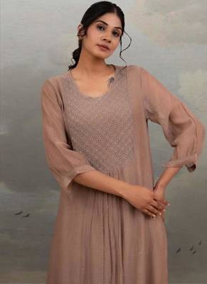 Chiku beaded yoke jaal kurta set 4