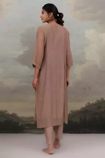 Chiku beaded yoke jaal kurta set