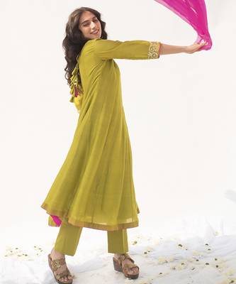 Green plain cotton silk kurta set 3