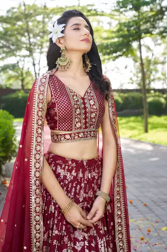 MAROON DOLA SILK SEQUINS ZARI EMBROIDERED LEHENGA CHOLI