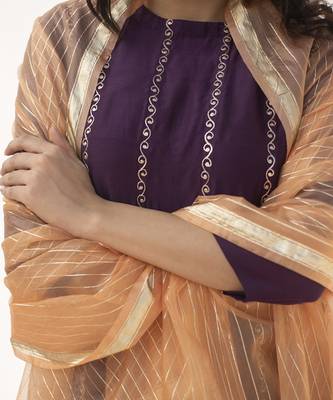 Purple printed cotton silk kurta set 2