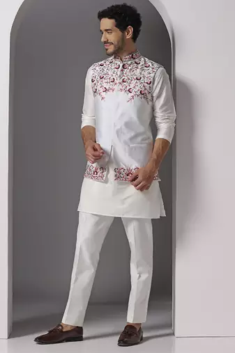 Ivory embroidered silk kurta set with ivory embroidered jacket