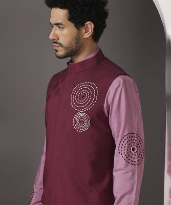 Pink embroidered cotton silk kurta set with maroon embroidered jacket 3