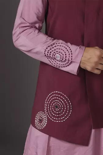 Pink embroidered cotton silk kurta set with maroon embroidered jacket